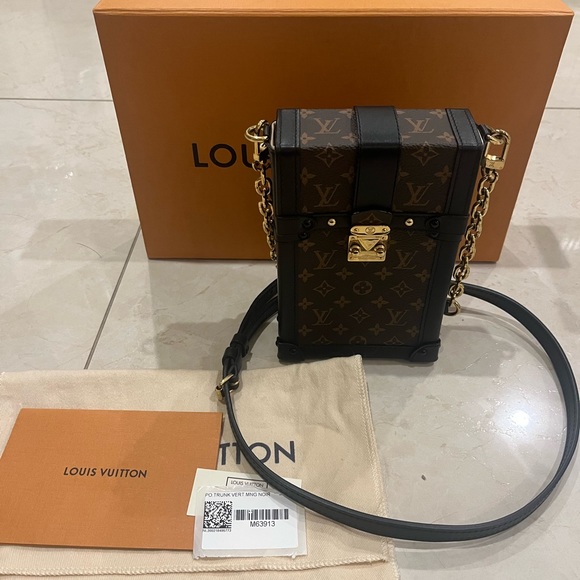 Authentic Louis Vuitton Monogram Pochette trunk vertical bag - Picture 2 of 5